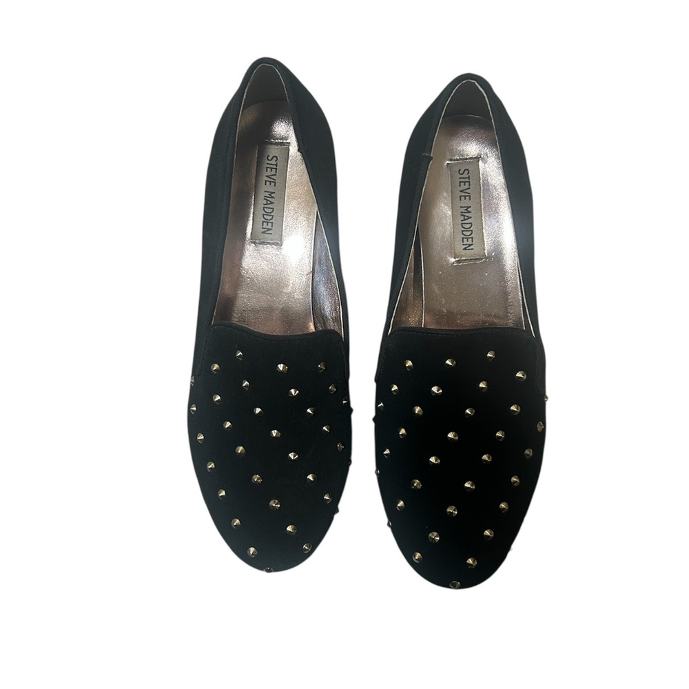 Steve Madden Garner Black Studded Women's Loafers: size 7. Gold studs.